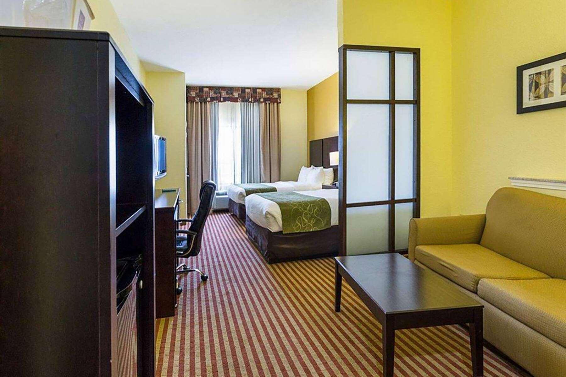 Days Inn & Suites By Wyndham Houston / West Energy Corridor Ngoại thất bức ảnh